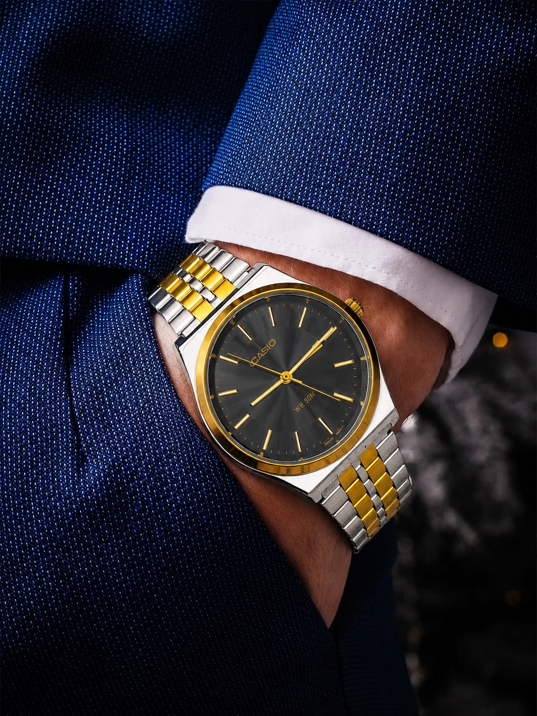 Montre Casio Prestige Bicolore — L'Élégance qui Impose le Respect