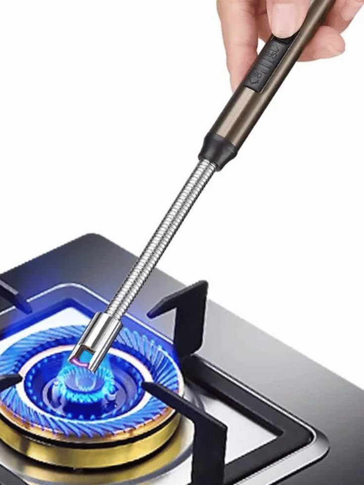 BRIQUET ÉLECTRIQUE RECHARGEABLE À ARC PLASMA